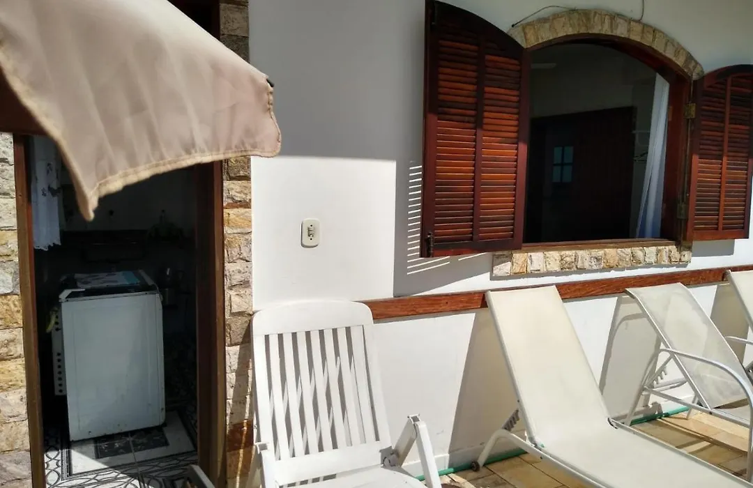 Cabo Frio Suíte com cozinha-1